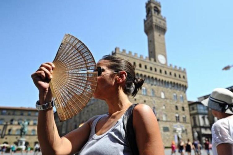 meteo caldo bollino rosso Firenze