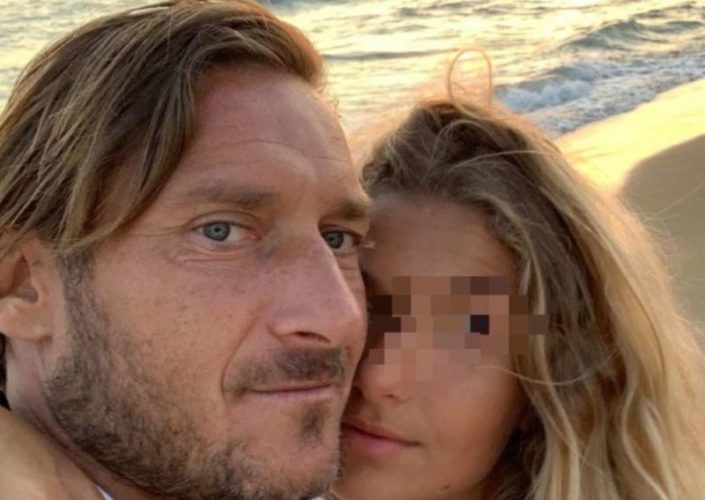 Totti geloso di Chanel