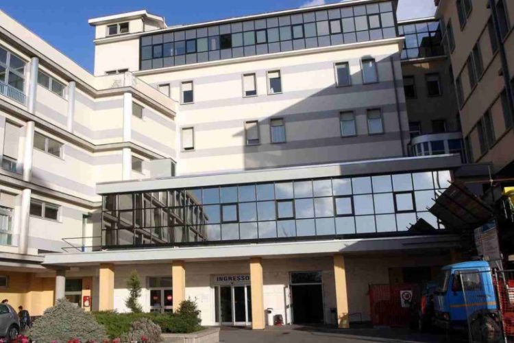 finge medico violenta (foto dal web)