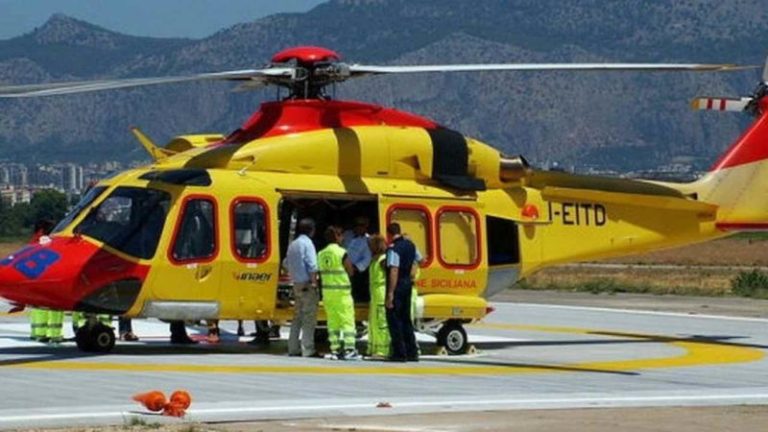 migrante incinta partorisce elicottero (foto dal web)