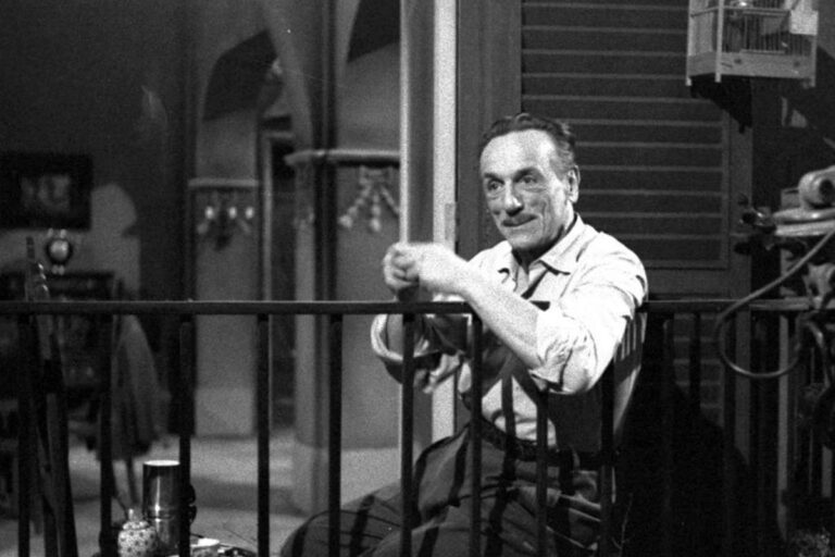 Eduardo De Filippo scena del caffè Questi fantasmi